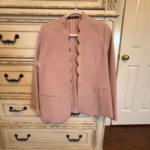 Doe & Rae Scalloped Blazer in Soft Pink